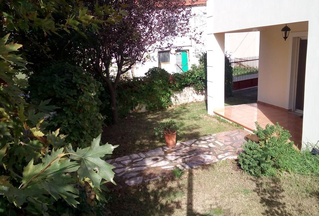 Villa The Platanus Tree Kato Vasiliki Bagian luar foto