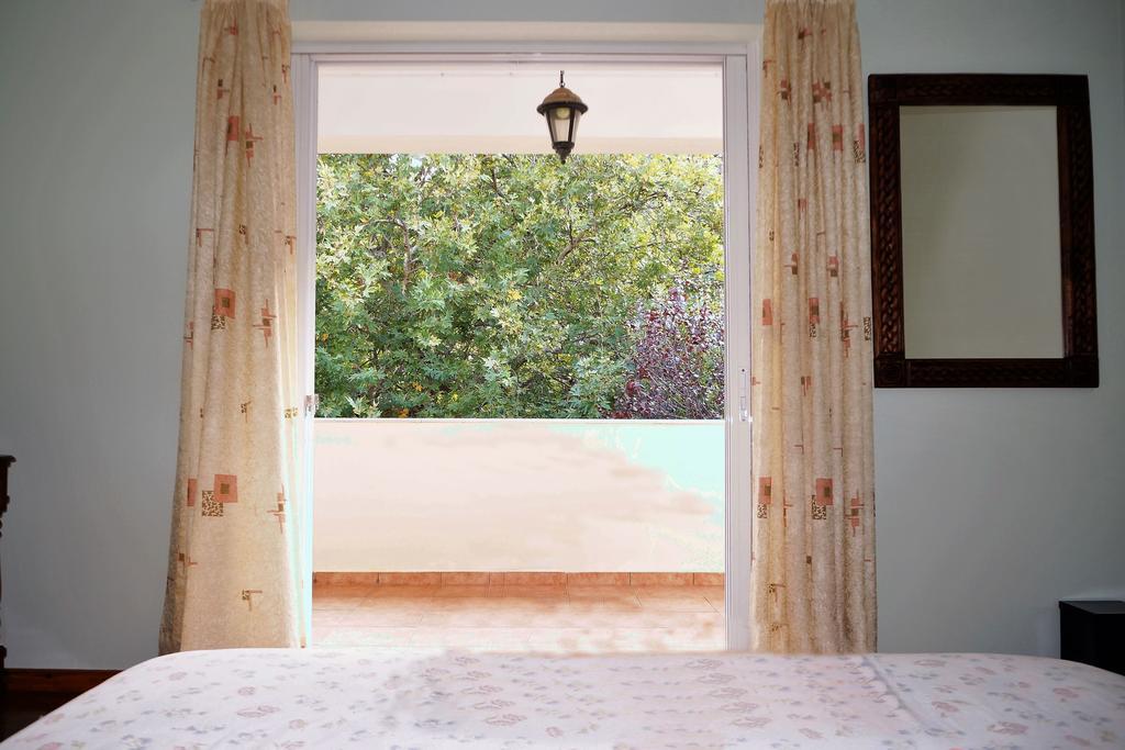 Villa The Platanus Tree Kato Vasiliki Bagian luar foto